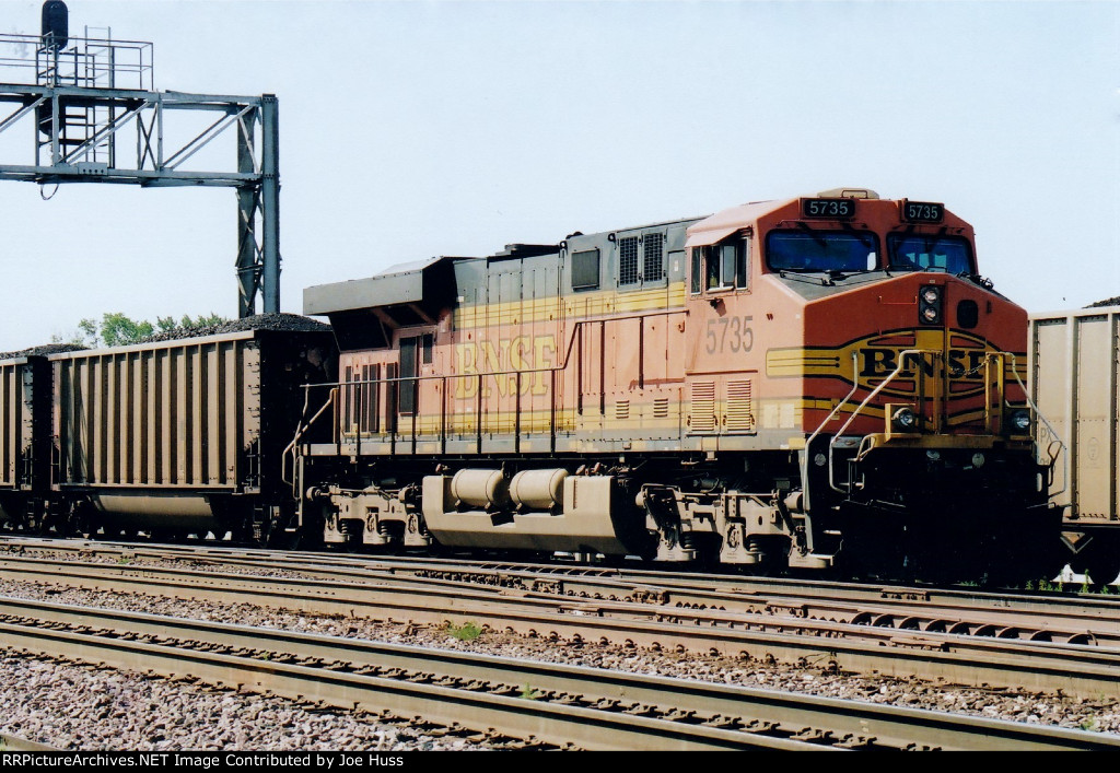 BNSF 5735 North